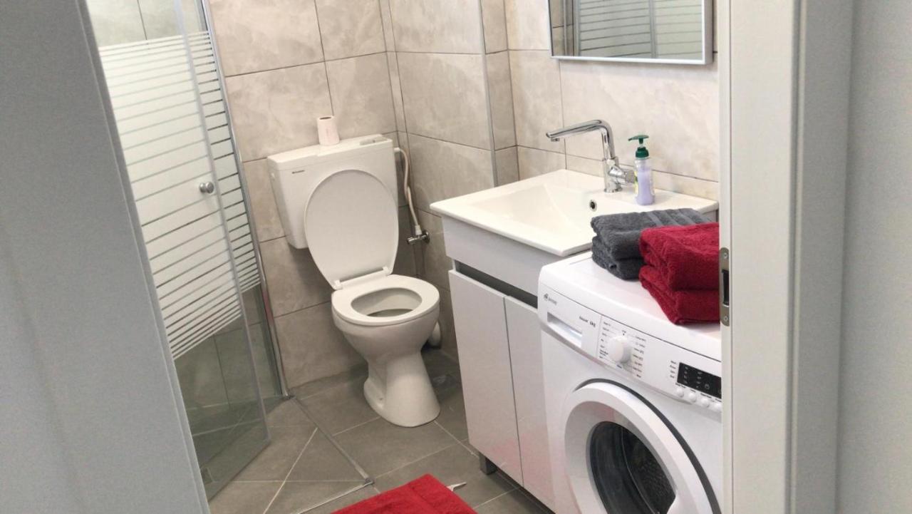 Isramax Low-Cost Apartment Near The Sea. Bat Yam Ngoại thất bức ảnh