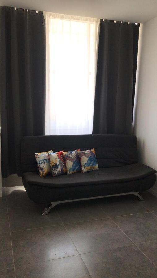 Isramax Low-Cost Apartment Near The Sea. Bat Yam Ngoại thất bức ảnh