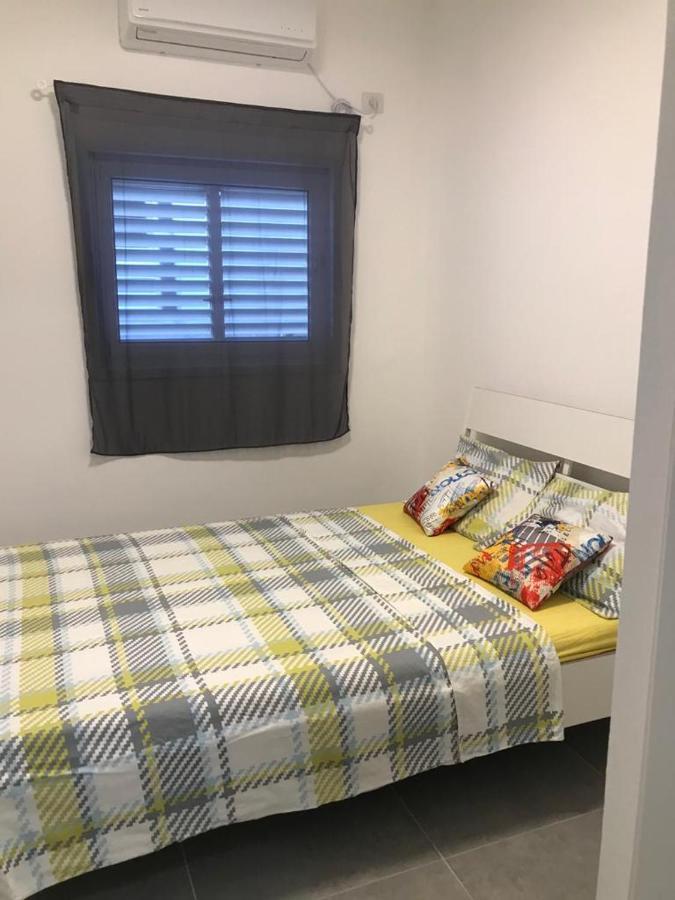Isramax Low-Cost Apartment Near The Sea. Bat Yam Ngoại thất bức ảnh
